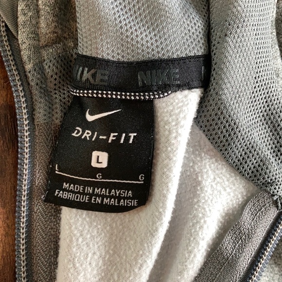 Nike hoodie - Picture 6 of 7